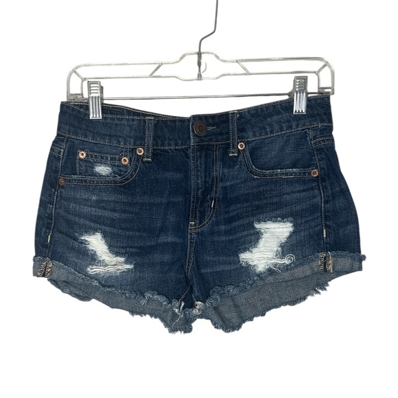 American Eagle Outfitters Pants - American Eagle Women’s Tomgirl Shortie Denim Distressed Shorts Size 0